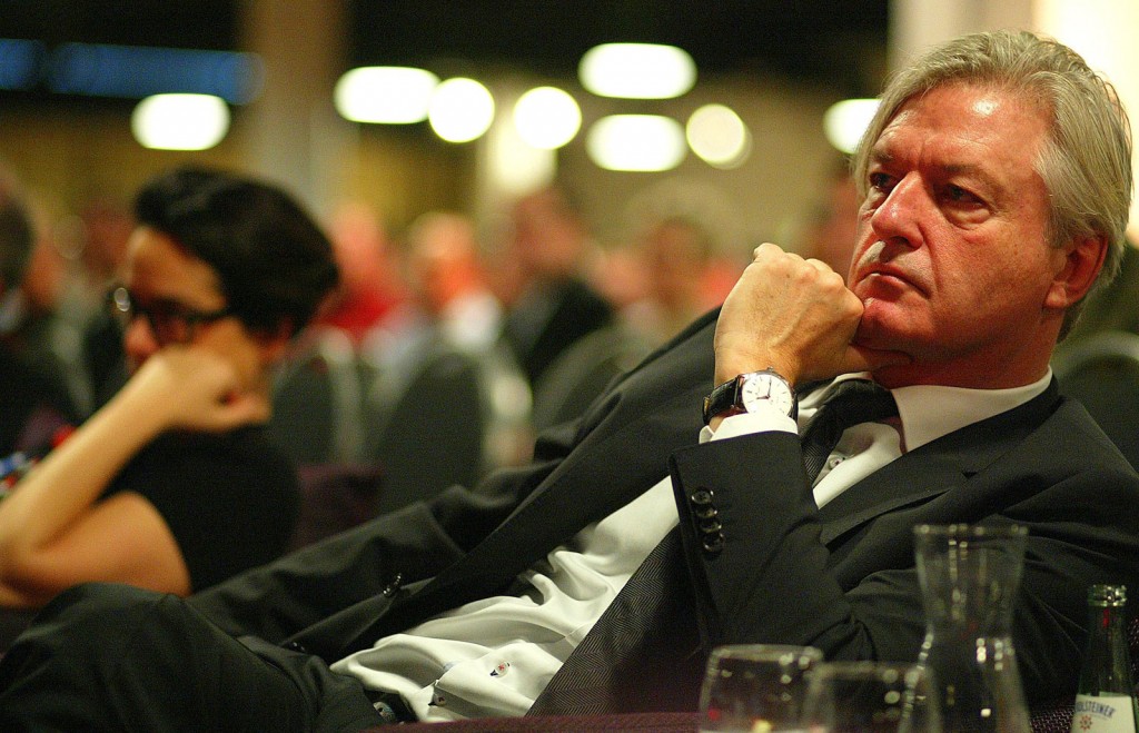 Unsere Referenten haben die volle Aufmerksamkeit des Chefredakteurs Jürgen Elsässer Foto: Michael Jeinsen.