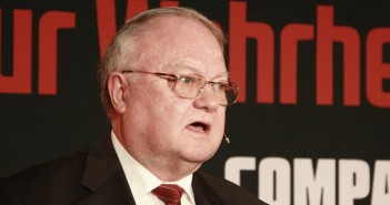 Hoch die nationale Solidarität! von Algis Klimaitis, Referent auf d. COMPACT-Konferenz 2016