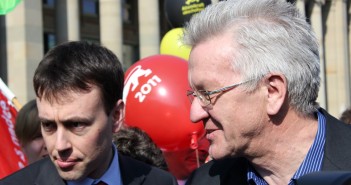 Kretschmann (Grüne): Vergewaltigergruppen in die Provinz verbannen, Partei-Führung distanziert sich