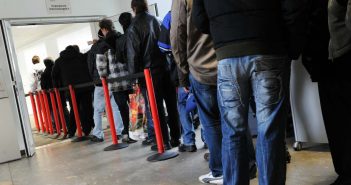 Großunternehmen: Keine Arbeitsplätze für Flüchtlinge!