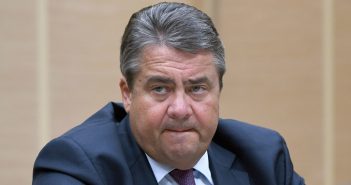 Sigmar Gabriel: SPD soll Friedensdemos gegen USA und Russland organisieren (c) dpa