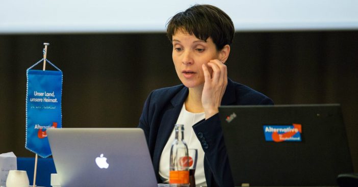 O-Ton: Die Rede, die Frauke Petry in die Tränen trieb