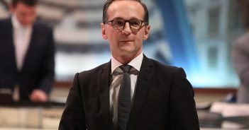 Maas marschiert? Razzia bei AfD-Vize