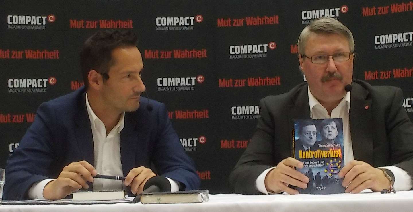 Thorsten Schulte (l) mit Peter Feist (r) bei COMPACT-Live