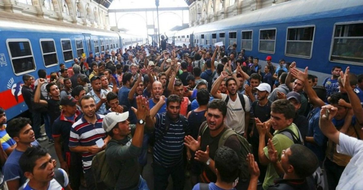 EU-Umsiedlungsprogramm: Merkel bestellt Nachschlag von 10.000 Migranten
