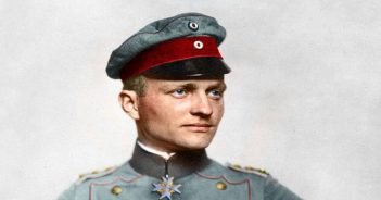 Deutsche Sternstunden: Manfred von Richthofen erlebt seine Feuertaufe (1914)
