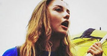 Verbot der Identitären Bewegung? Am 20. Juli Solidarität beweisen! Identitäre Frau