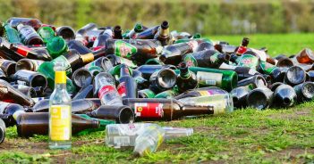 Schluss mit Müll und Pisse in Parks! „Elmis Moinbrifn“ vom 7. Mai