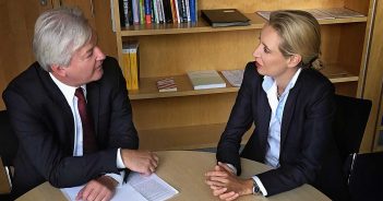 Merkel vor dem Sturz? COMPACT zum Interview bei Alice Weidel