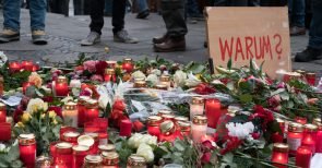 Es geht los, Frau Bundeskanzlerin: Terror-Angriff auf Weihnachtsmarkt – vier Tote