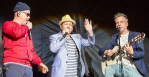 „Du driftest nach rechts“: Rapper „Fettes Brot“ noch konformistischer als „Feine Sahne Fischfilet“?