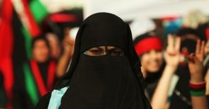 Universität in Kiel erlässt Niqab-Verbot: Zentralrat der Muslime einverstanden, Grüne dagegen