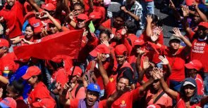 Geier über Caracas: Der Öl- und Finanzputsch in Venezuela
