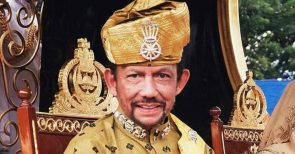 Sultan von Brunei fordert von EU: Toleranz und Respekt gegenüber Steinigung von Homosexuellen