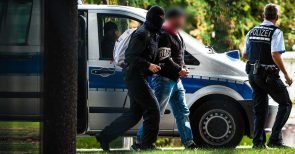 Sechs Sachsen und ein Luftgewehr: Märchen von der braunen Untergrundarmee