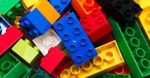 Lego zeigt, was Klima-Kinder können: Pleite mit Bio-Bausteinen