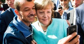 Terrorists welcome: Die Kanzlerin und die ersten Attentate
