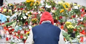 Chemnitz: Polizei sprengt friedliche Gedenkfeier für den von Syrer ermordeten Daniel H.