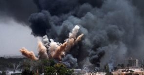 Bomben für den Frieden: Die Grünen in Mazedonien, Afghanistan, Libyen, Syrien