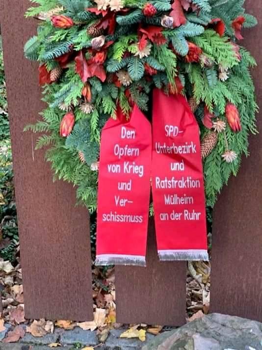 Keine Fotobeschreibung verfügbar.