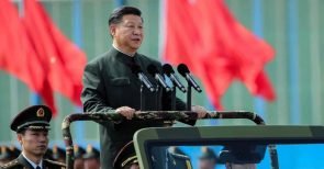 Im roten Götterhimmel: Porträt von Xi Jinping