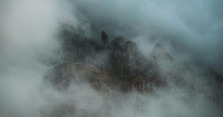 Unterschätzte Gesundheitsrisiken durch Übergewicht – symbolisch dargestellt