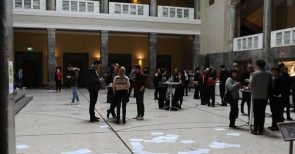 Sellners Revolution _ Lob des Flugblatts
