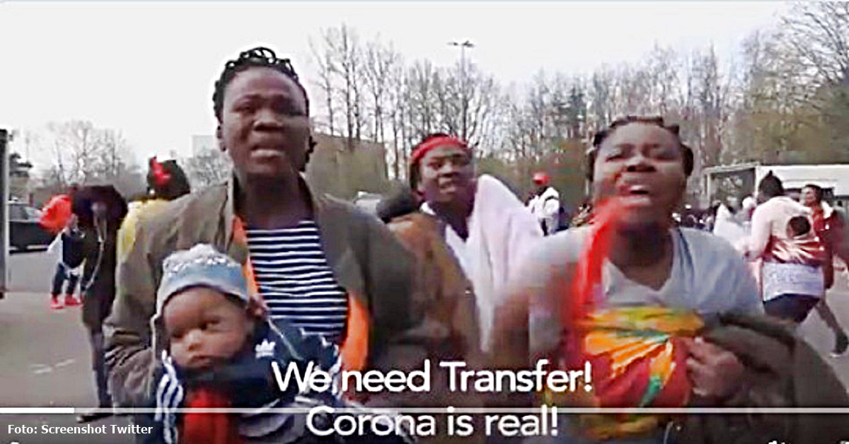 Asylanten-Demo: „Schützt uns vor Corona, denn eines Tages wird ein Schwarzer Kanzler sein!“