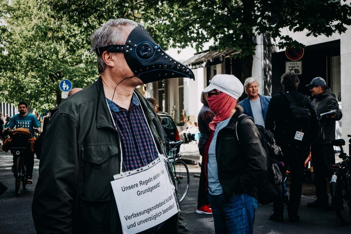 Bund und Länder beschließen: Kontakteinschränkung bis zum 29. Juni verlängert