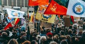 Hamburg sieht schwarz: Black Lives Matter in der Hansestadt