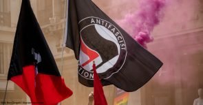 Aufruhr in Berlin-Neukölln: Polizei setzt Linksextremisten vor die Tür