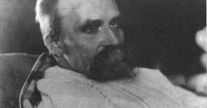 „Ich bin Dynamit“ – Das Leben Friedrich Nietzsches neu erzählt.