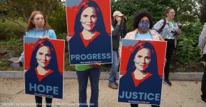 Trumps nächster Coup: Lebensschützerin Amy Coney Barrett als US-Verfassungsrichterin bestätigt