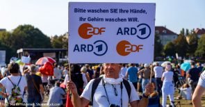 Ex-Stasi-Spionin Kahane befürchtet Ausbruch von Antisemitismus bei Corona-Protesten