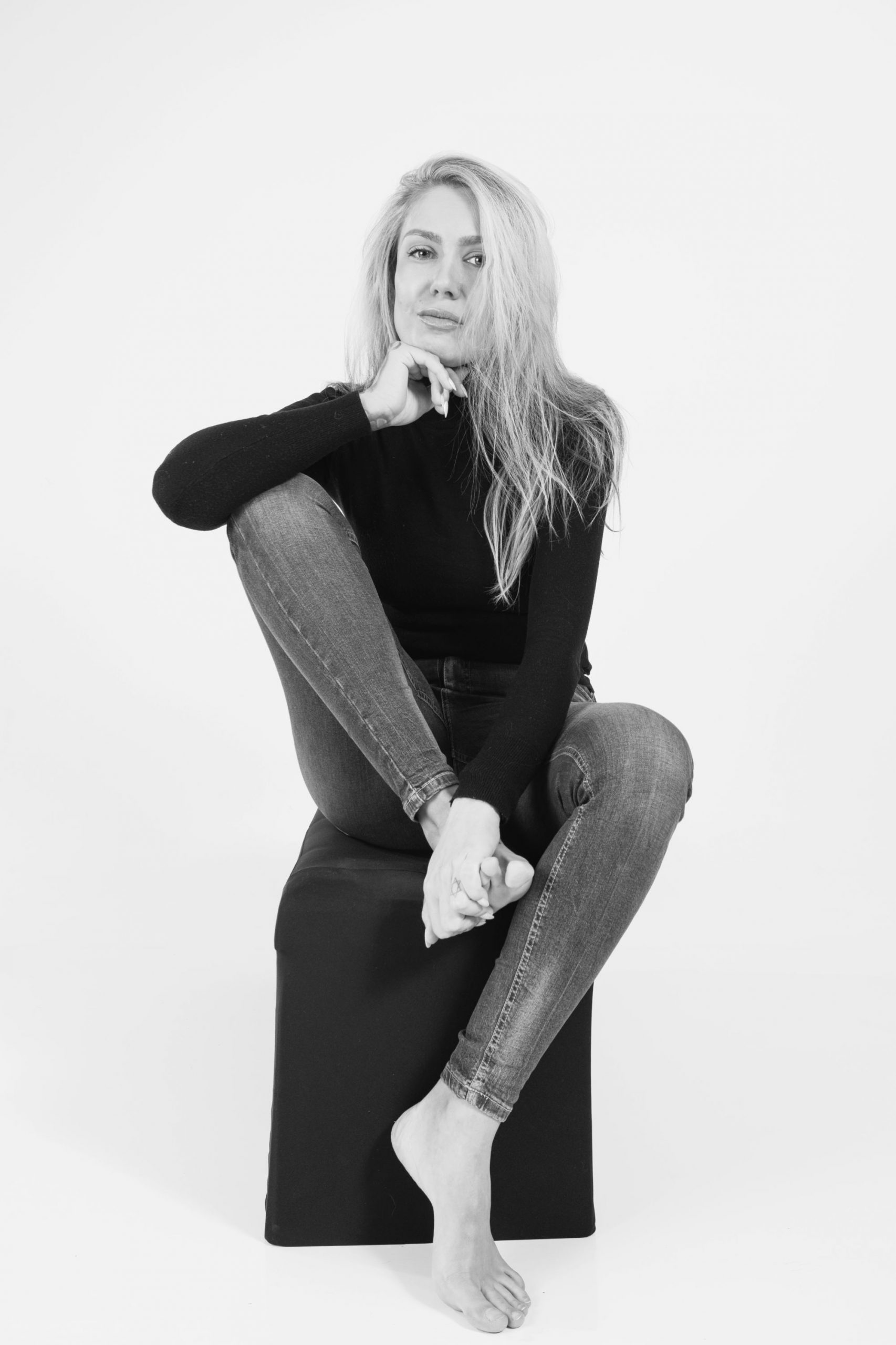 „Weder rechts noch links“ – Interview mit Querdenkerin Eva Rosen