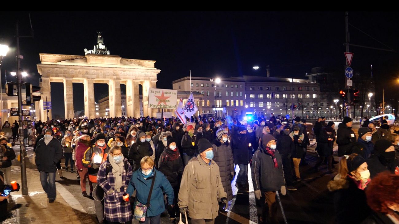 Solidarität im Lockdown: Berlin demonstriert für Wien (Video)