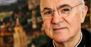 «Infernalisches Projekt»: O-Ton Erzbischof Carlo Maria Vigano