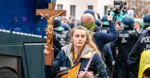 Das Große Erwachen: Christen gegen Corona-Diktatur und Great Reset