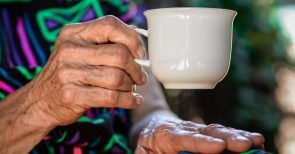 Alzheimer-Risiko jetzt rechtzeitig und wirkungsvoll senken! Aber wie? Alzheimer-Risiko jetzt rechtzeitig und wirkungsvoll senken! Aber wie?