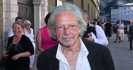 Peter Handke: Lockdown-Politiker vors Völkergericht stellen!