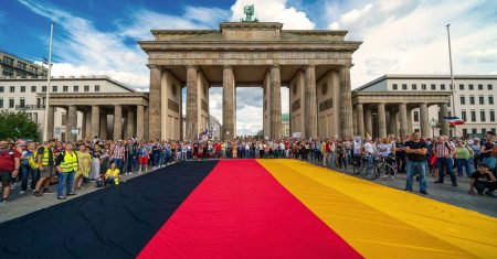 Neue deutsche Hoffnung: Auswandern? Wir bleiben!