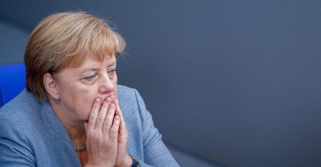 Merkel im Visier