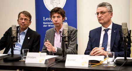 Hofwirrologe Drosten: Alle SOFORT boostern! Omikron kommt!