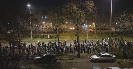 Erfurt: Polizisten verletzen Mitarbeiter von COMPACT-TV – Höcke zeigt Flagge in Arnstadt