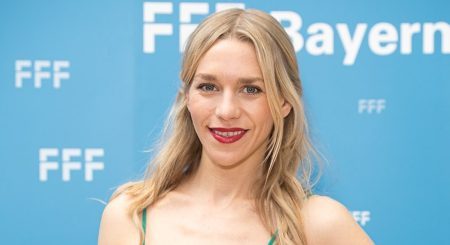 Film- und TV-Star Julia Dietze: Corona-Impfung kommt nicht infrage