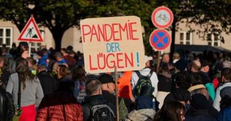 Raus auf die Straße für die Freiheit! 300 Demonstrationen heute Abend – Demoliste