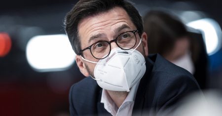 SPD-Vize Kutschaty: Nur das Establishment schützt vor Corona-Tod