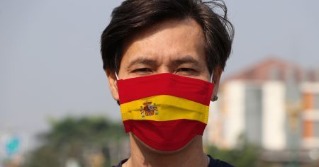 Zitat des Tages: Spanien will Corona wie Grippe behandeln