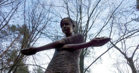 Widerlich: Antideutsche schänden Gedenkstätte für Dresdner Bombenopfer