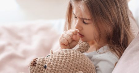West-Sanktionen bringen russischen Kindern den Tod: „Keine fiebersenkenden Mittel mehr“